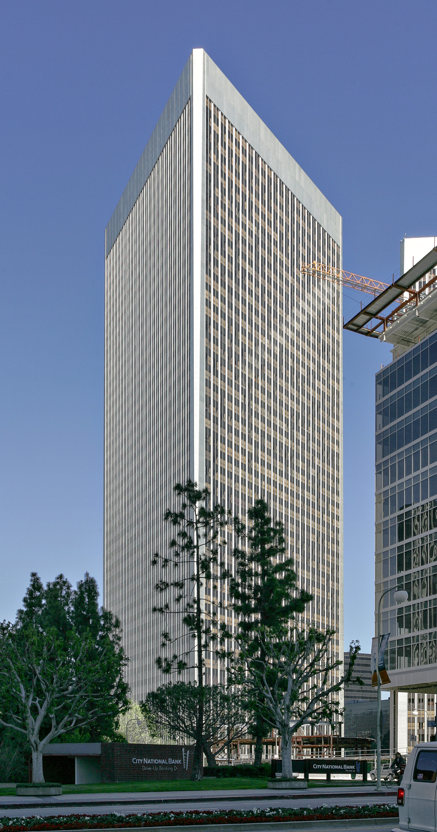 Century Plaza Tower I, Los Angeles - View from the west. © Mathias Beinling